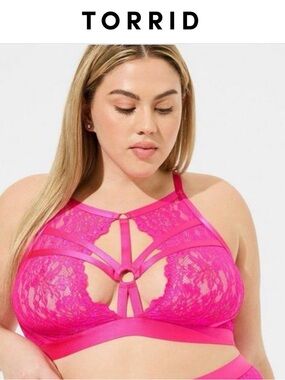 🍃torrid Hot Pink Lace Strappy Bralette with Ring Detail
